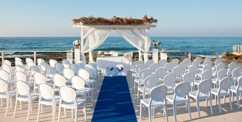 wedding ceremony on the beach